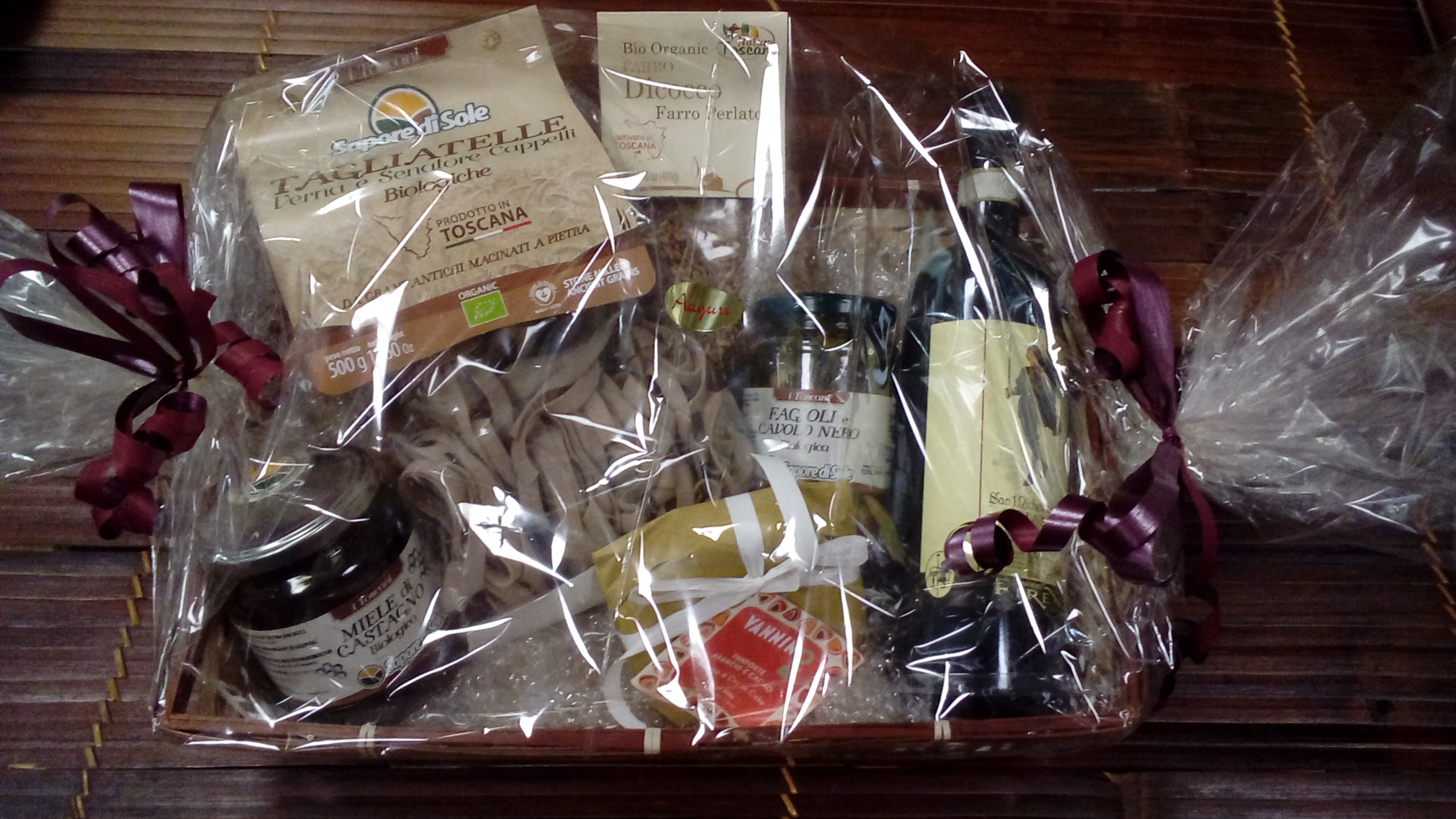 Il meglio della tradizione ligure, italiana e i prodotti più esclusivi a Sanremobio Nell’incessante ricerca di prodotti che soddisfino la migliore tradizione alimentare ligure (come l’olio extra vergine di oliva del Frantoio Ghiglione vincitore del prestigioso premio AWARDS) e italiana anche quest’anno SanremoBio…