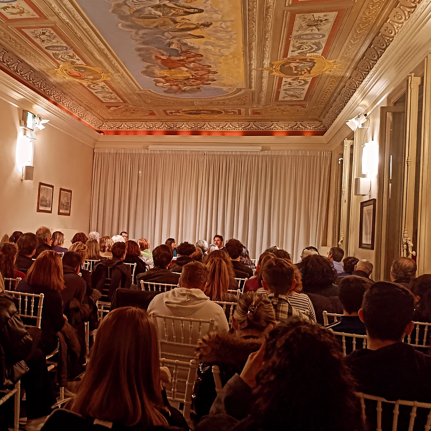 Mario Desiati conquista Villa Nobel con “Malbianco” La storica Villa Nobel di Sanremo รจ stata teatro di un evento letterario di grande successo, con il Premio Strega 2022 Mario Desiati che ha presentato il suo ultimo romanzo,…