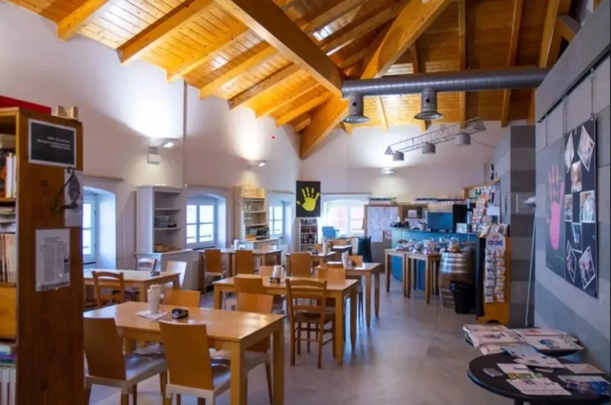 Alassio: Sapori e Solidarietà in Tavola al Social Bar “NonUnoMeno” Sabato 26 aprile, Alassio si prepara ad accogliere un evento all’insegna del gusto e dell’inclusione sociale. L’Assessorato alle Politiche Sociali del Comune invita cittadini e turisti a partecipare a uno…